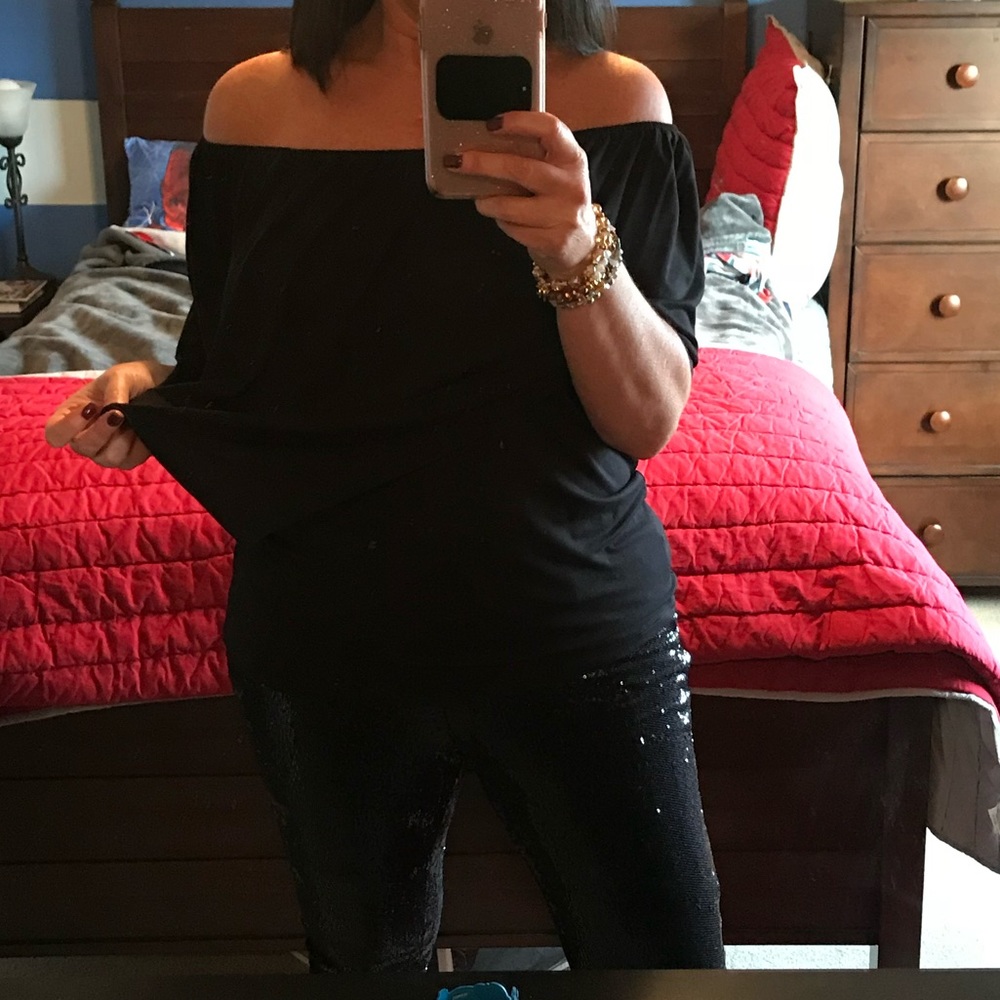 Versatile & Soft Black off the Shoulder Shirt 🖤
